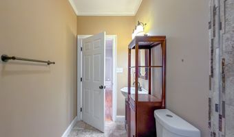 2113 Backlake Cir, Bainbridge, GA 39819