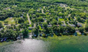 1301 Geneva Dr, Alexandria, MN 56308