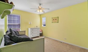 1241 Bradford Ln, Antioch, IL 60002