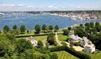 3 Harbor View Dr, Newport, RI 02840