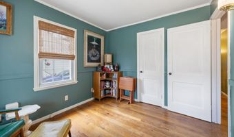 140 Garfield Rd, Bristol, CT 06010