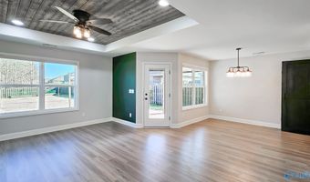 16504 Eden Dr, Athens, AL 35613