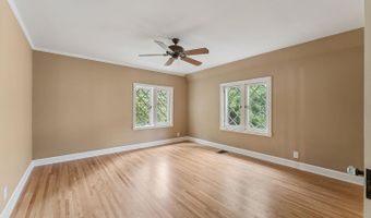 914 Ash St, Baraboo, WI 53913