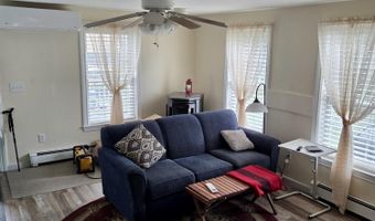 327 Forest Ave, Bangor, ME 04401