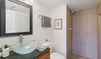 2933 Via Emerado, Carlsbad, CA 92009