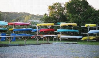 28 Palm Beach Ave, Narragansett, RI 02882