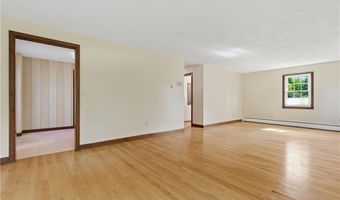 2699 Diamond Hill Rd, Cumberland, RI 02864