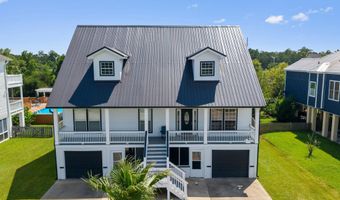 5140 Atlantis Dr, Bay St. Louis, MS 39520
