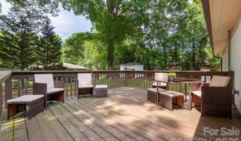 4300 Dowling Dr, Charlotte, NC 28205