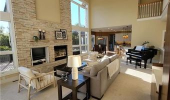 6102 Creek Ridge Ct, Minnetonka, MN 55345