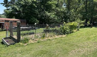 9713 County Road Y-521, Ava, MO 65608