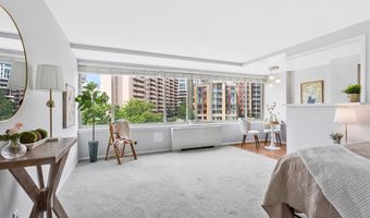 1210 N TAFT St 909, Arlington, VA 22201
