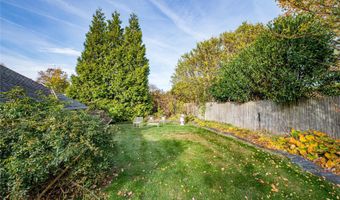 178 S Bayview Ave, Amityville, NY 11701