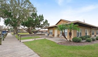 1640 JUNO Trl 204C, Astor, FL 32102