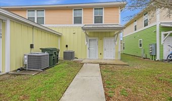 156 SANDY BEACH Ln, Atlantic Beach, FL 32233