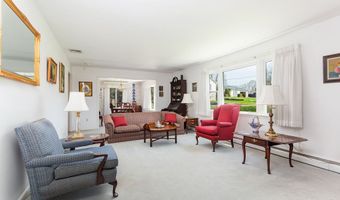 13 Elmar Dr, Danbury, CT 06811