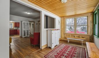 205 6th St, Beaver, WV 25813