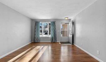 1424 W WEILAND Ln, Appleton, WI 54914