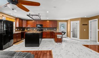 10121 Crows Nest Cv, Aurora, OH 44202