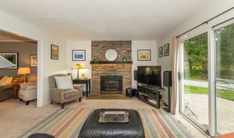 1 Victoria Pines Ln, Andover, NJ 07848