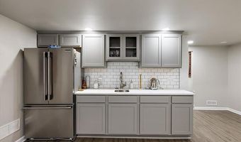 18918 Denali Cir, Northville, MI 48168