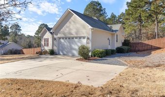 610 Seymour St, Aberdeen, NC 28315