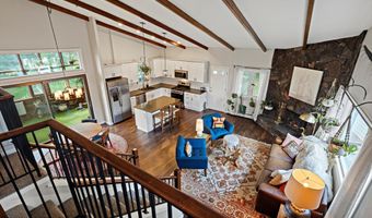 6150 Collins Cir, Anchorage, AK 99502