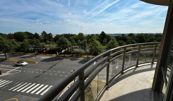 3650 S GLEBE Rd 451, Arlington, VA 22202