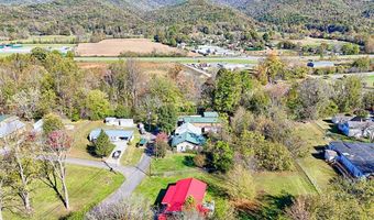 60 Tarrent St, Andrews, NC 28901