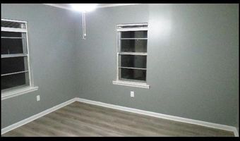 1202 N Holly St, Beebe, AR 72012