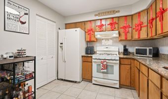 283 Gloucester Ct, Aberdeen, NJ 07747