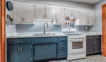 1209 S Jackson St, Auburn, IN 46706