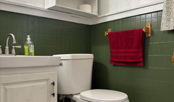 305 22nd Ave, Altoona, PA 16601