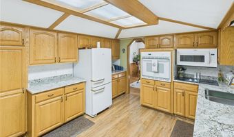 16714 Queens Rd, Avon, MN 56310