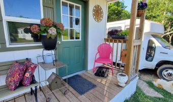 4775 S 50th Rd, Aldrich, MO 65601
