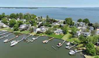 48 E LAKE Dr, Annapolis, MD 21403