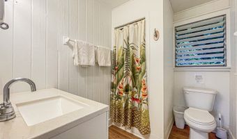 59-75 Hoalua St, Haleiwa, HI 96712