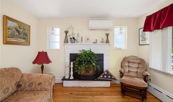 500 Third Beach Rd, Middletown, RI 02842