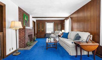 381 Auburn St, Cranston, RI 02910