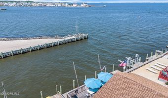 281 Sandlewood Dr, Bayville, NJ 08721