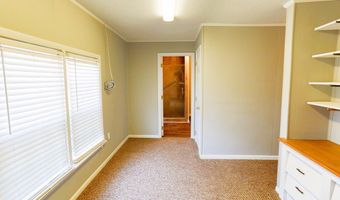 708 Miles Rd, Baxley, GA 31513