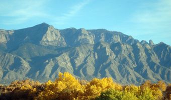 977 Salt Cedar Ct, Bernalillo, NM 87004