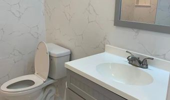 779 BROADWAY 2F, Bayonne, NJ 07002