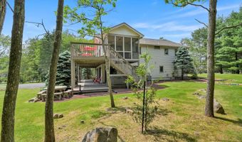 14 PARKER Trl, Albrightsville, PA 18210