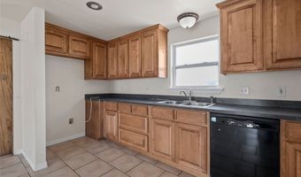 310 S 3rd St, Abbott, TX 76621