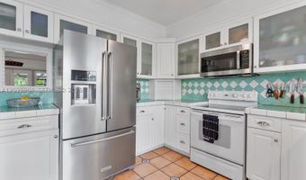 20 Park Dr 6, Bal Harbour, FL 33154