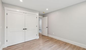 127 Bond Brook Rd, Augusta, ME 04330