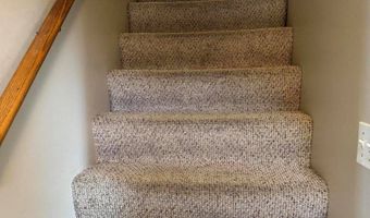 76 Vernon St, Bangor, ME 04401