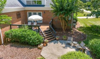 2467 Northmont Dr, Asheboro, NC 27205