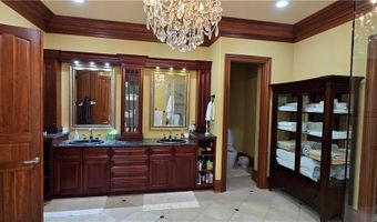918 Oak Dr, Woodstock, GA 30189